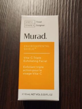 Murad Vita-C Triple Exfoliating Facial - White & Orange Packaging